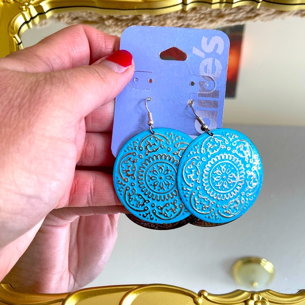 🆕 Claire’s boho style earrings